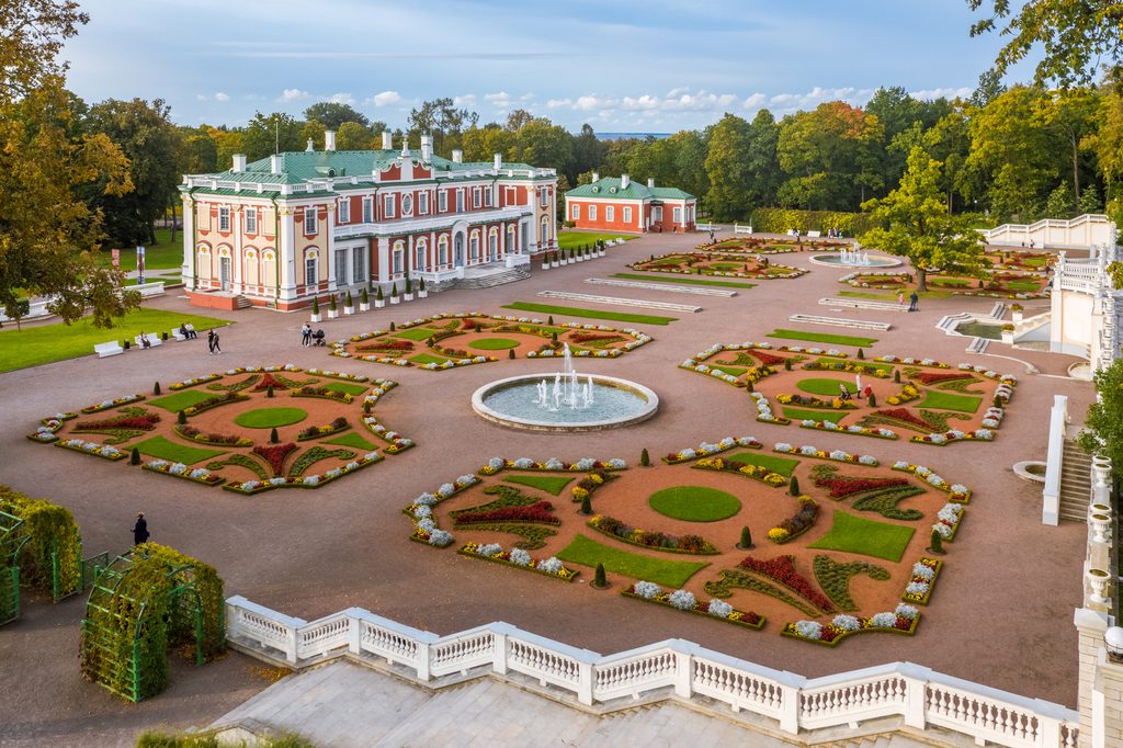 Kadriorg Palace and gardens, one of the best places to visit in Tallinn