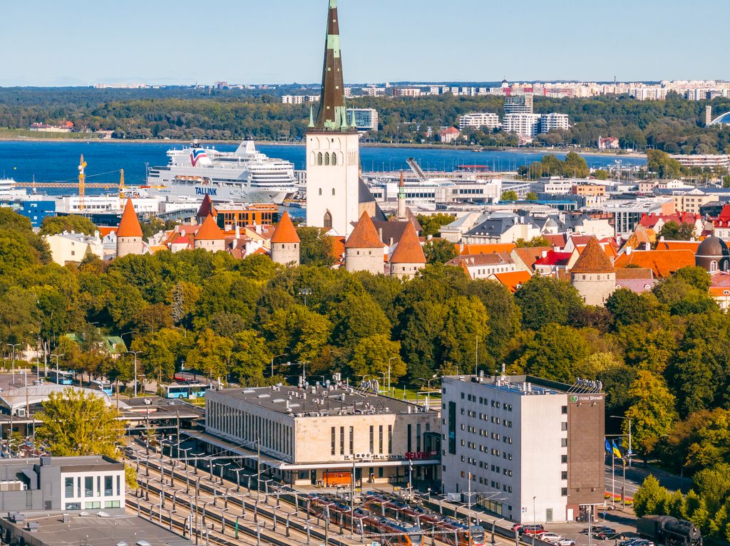 Balti Jaam and Tallinn Old Town near the city centre